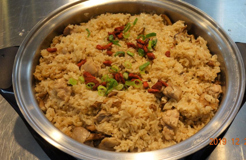 『金雞報喜』春竹報喜麻油雞飯